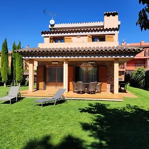 https://xalet-cal-cadiach.catalonia-hotels.com